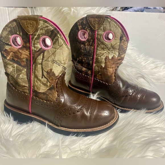 Ariat Shoes - Ariat Brown and Camo Boots with Pink Trim